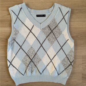 🌙 MOON & MADISON Argyle Sweater Vest